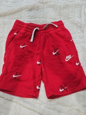 Nike Sportswear Boys University Red All Over Print Fleece Shorts Size Medium M
